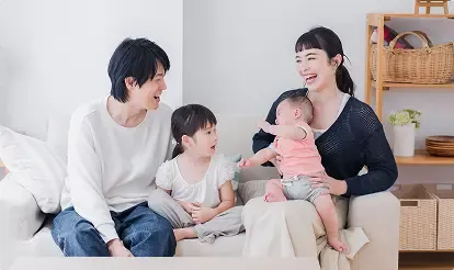 イメージ:4人家族(夫婦と子供2人)