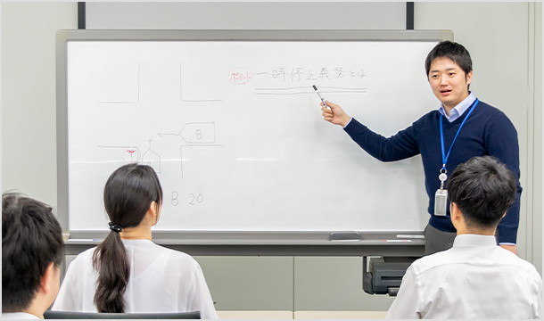 最新の事故事例を弁護士など専門家から学んでいます。